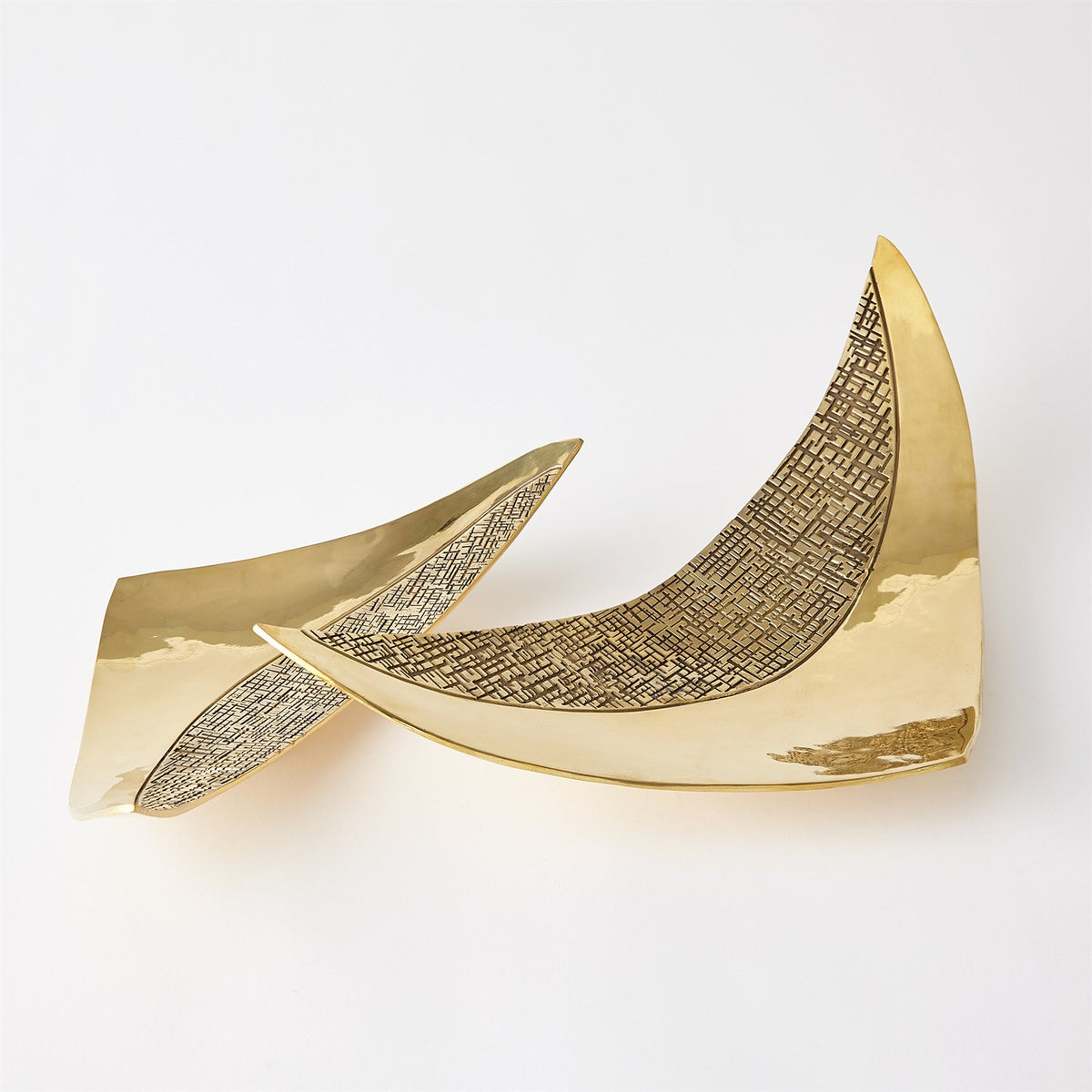 Bols à hachures croisées