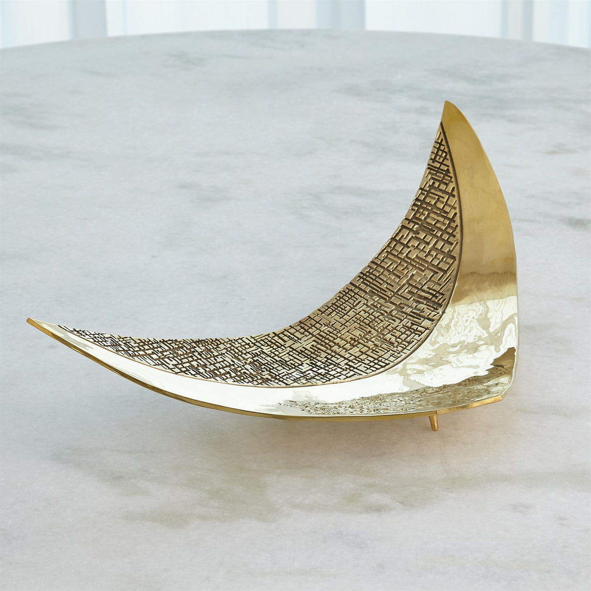 Bols à hachures croisées