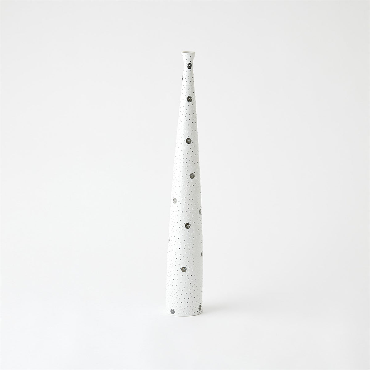 Vases coniques tachetés