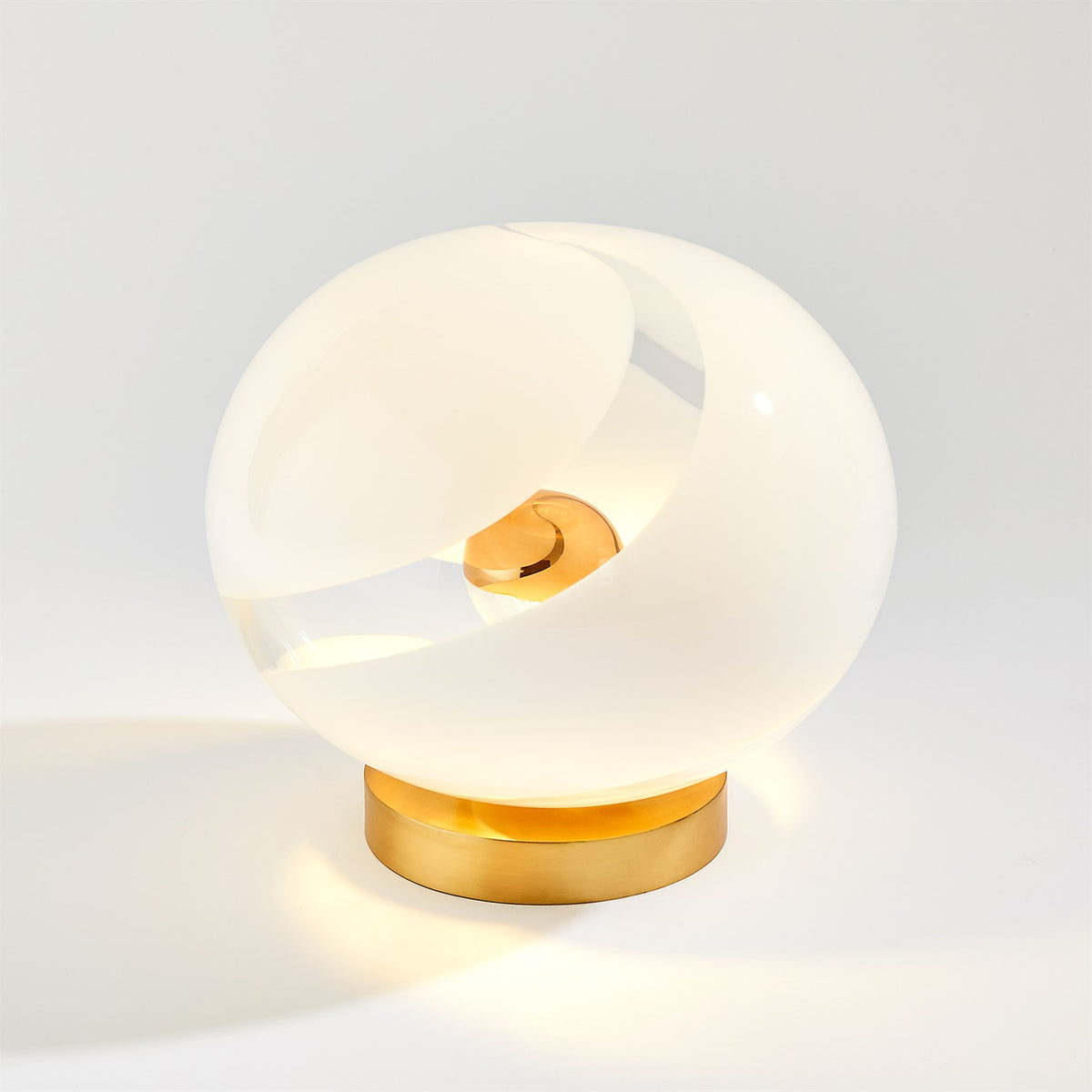 Domos Table Lamp