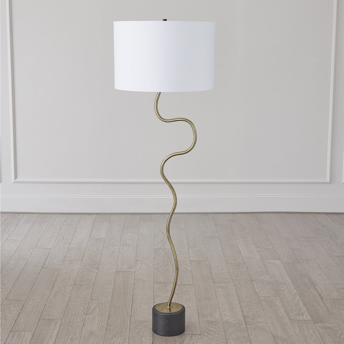 Loop Floor Lamp