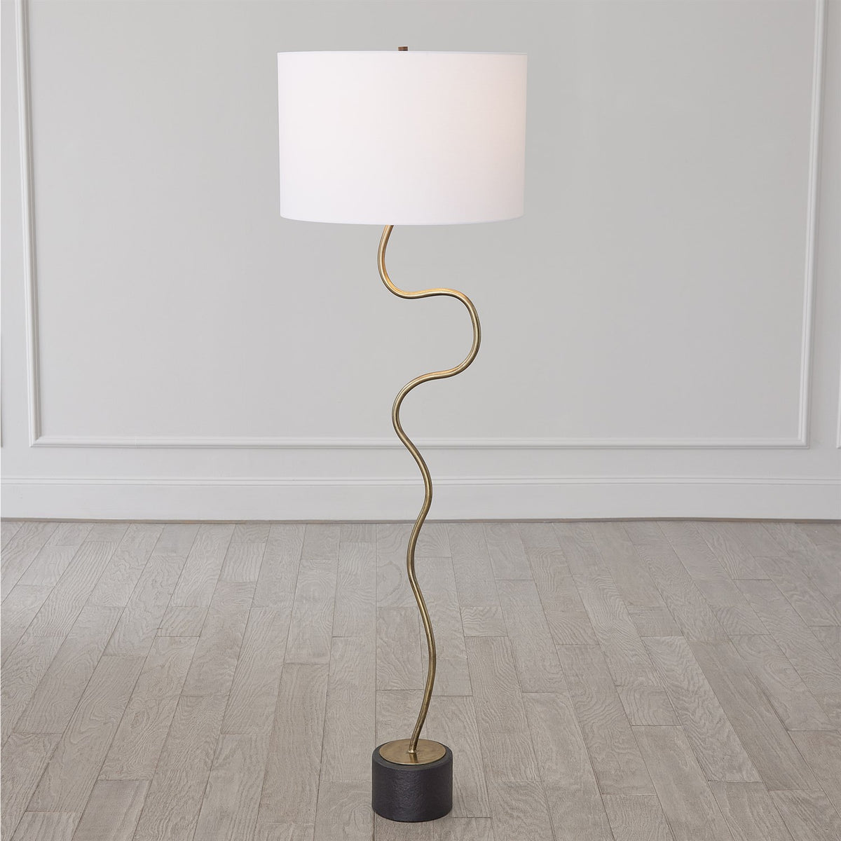 Loop Floor Lamp