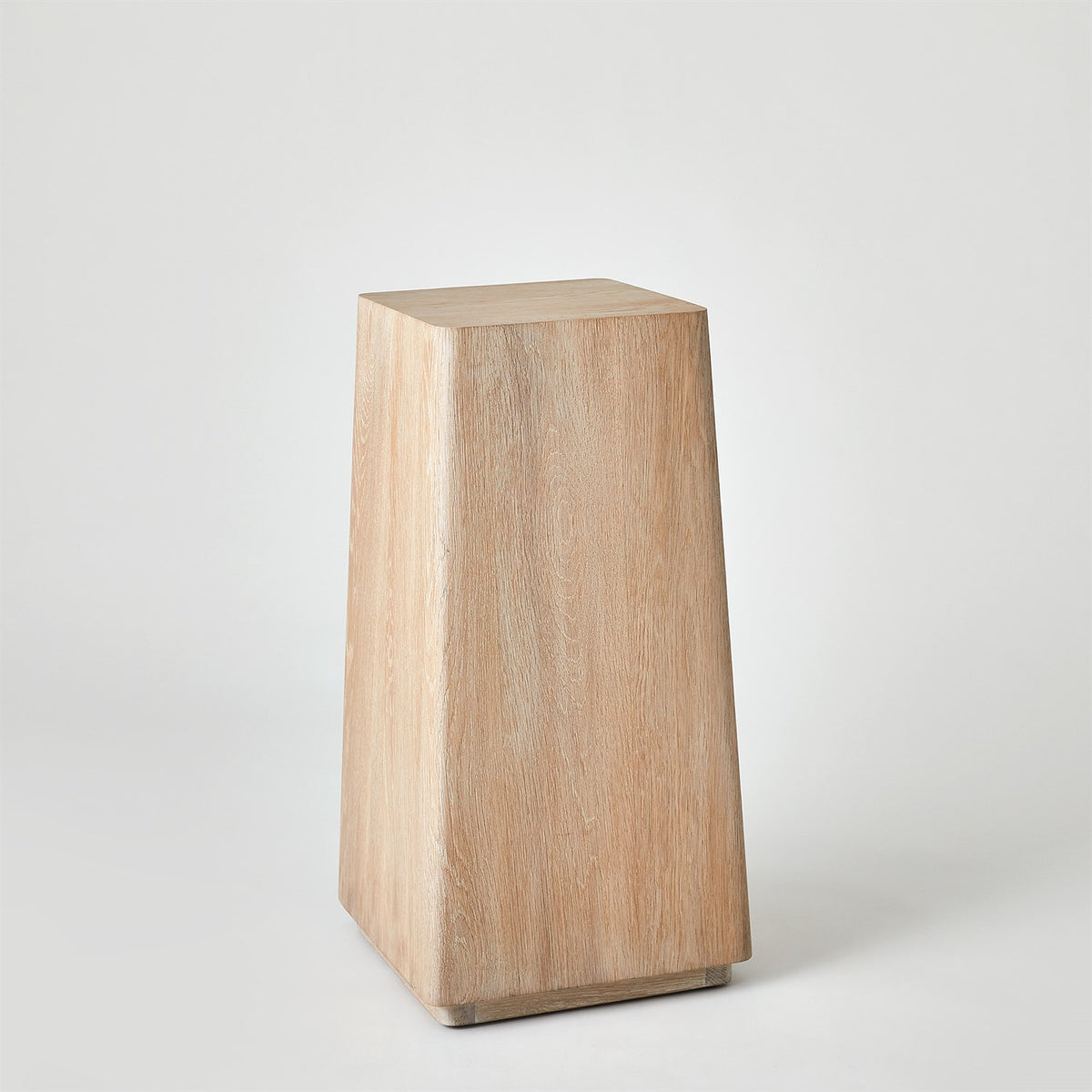 Tristan Pedestals