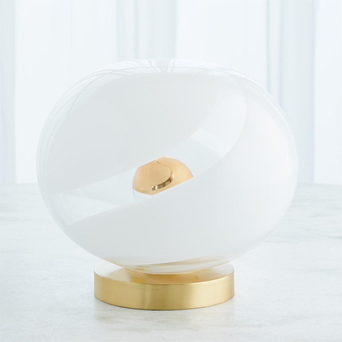 Domos Table Lamp
