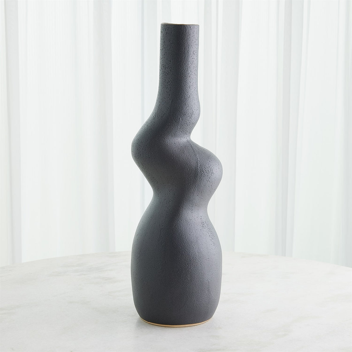 Vases tordus
