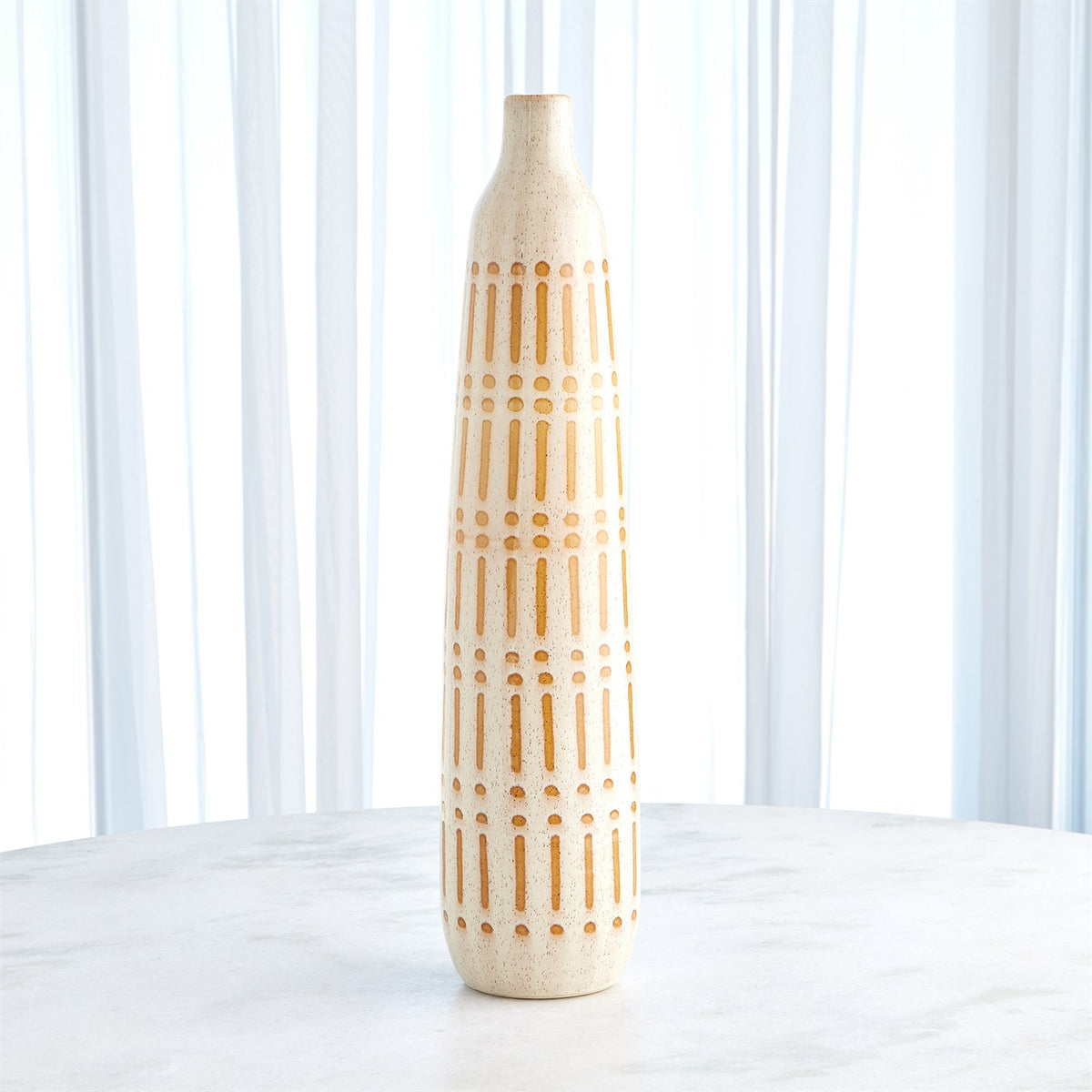 Vases à pois et tirets