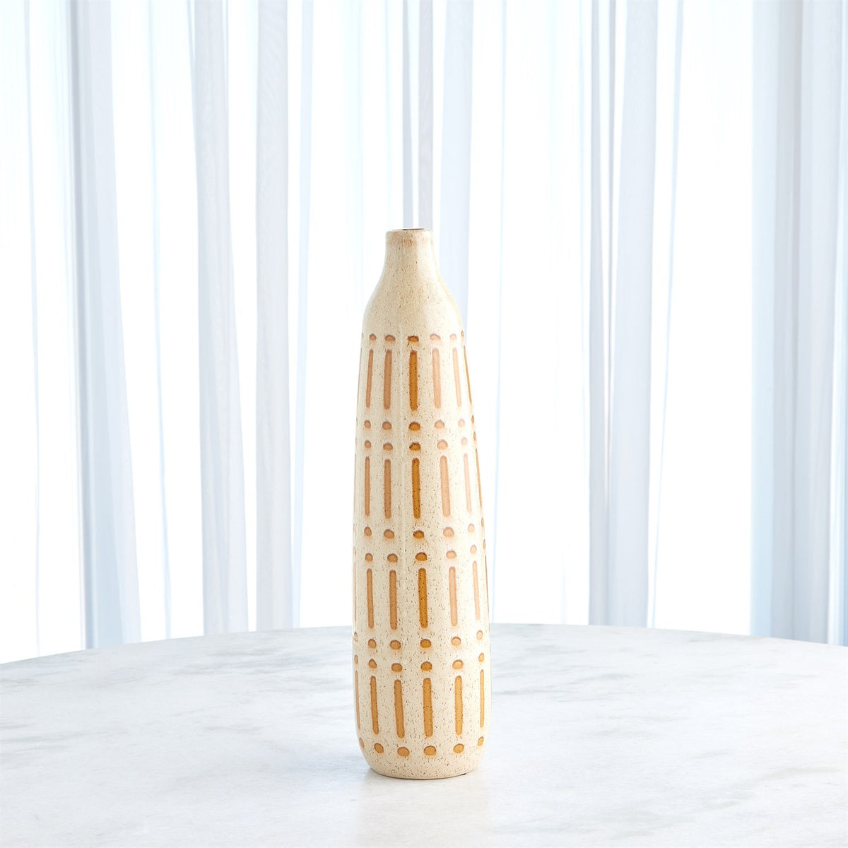 Vases à pois et tirets