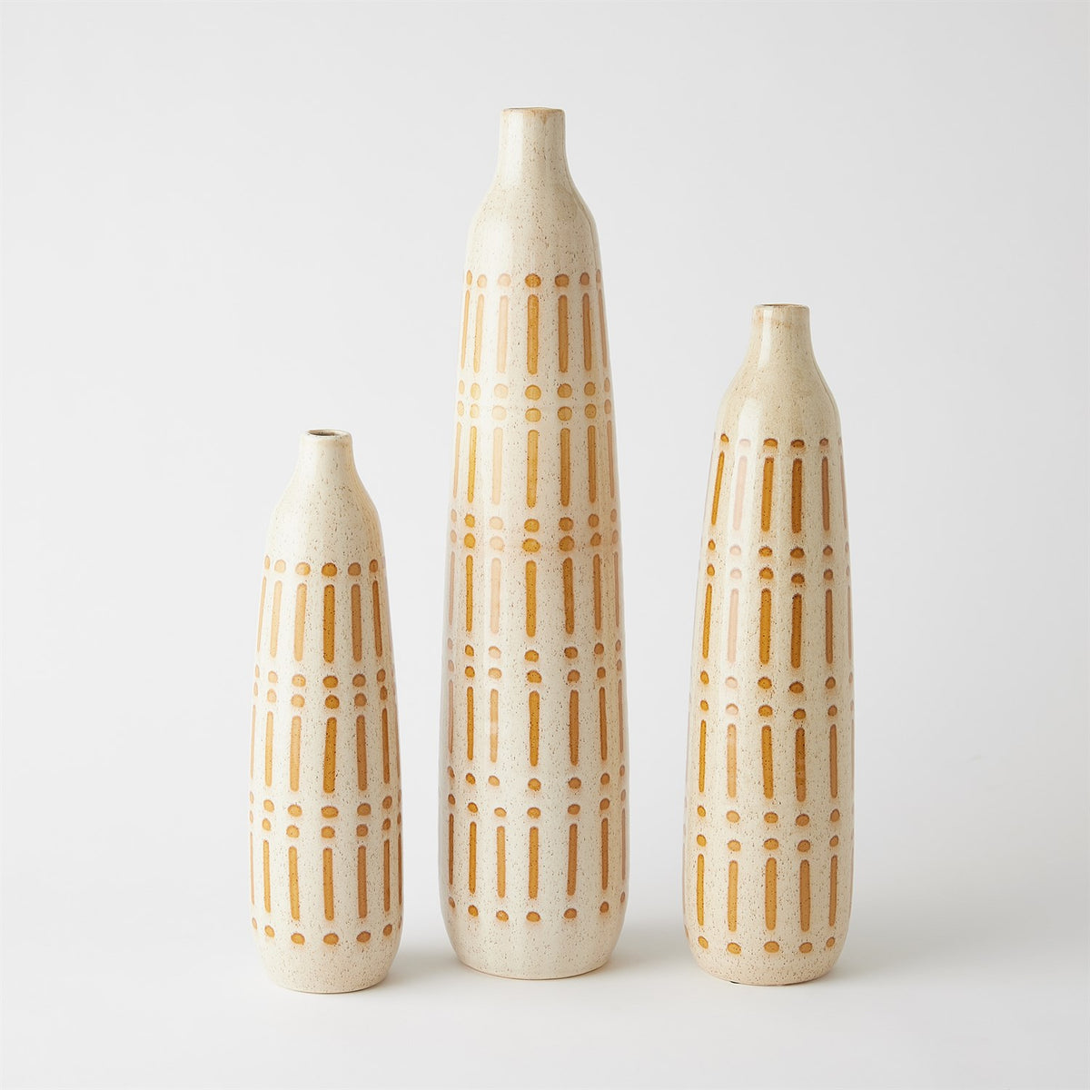 Vases à pois et tirets