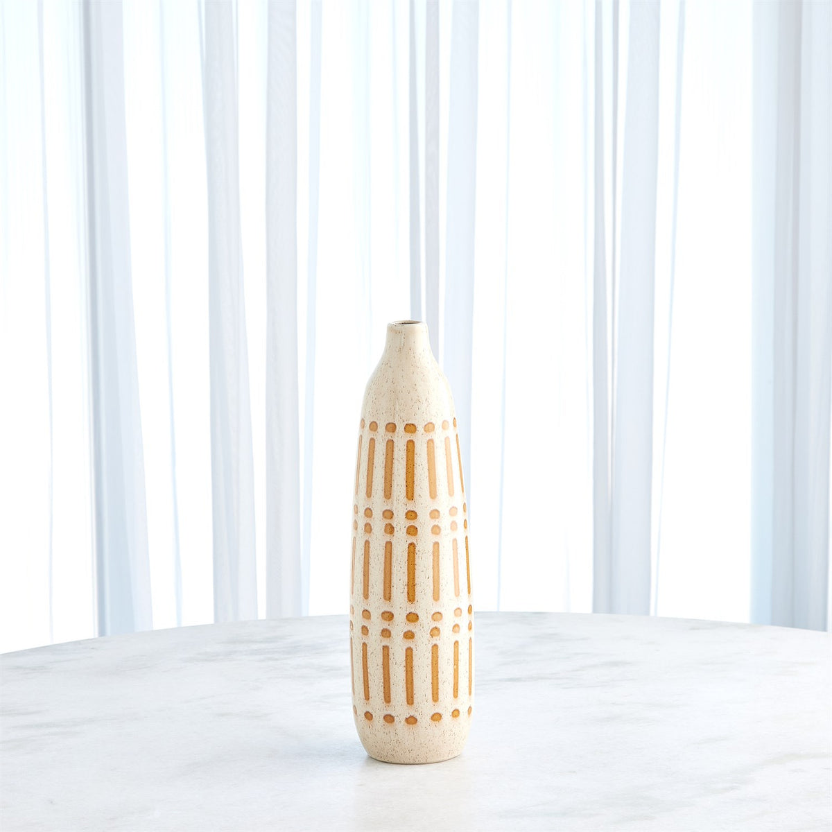 Vases à pois et tirets