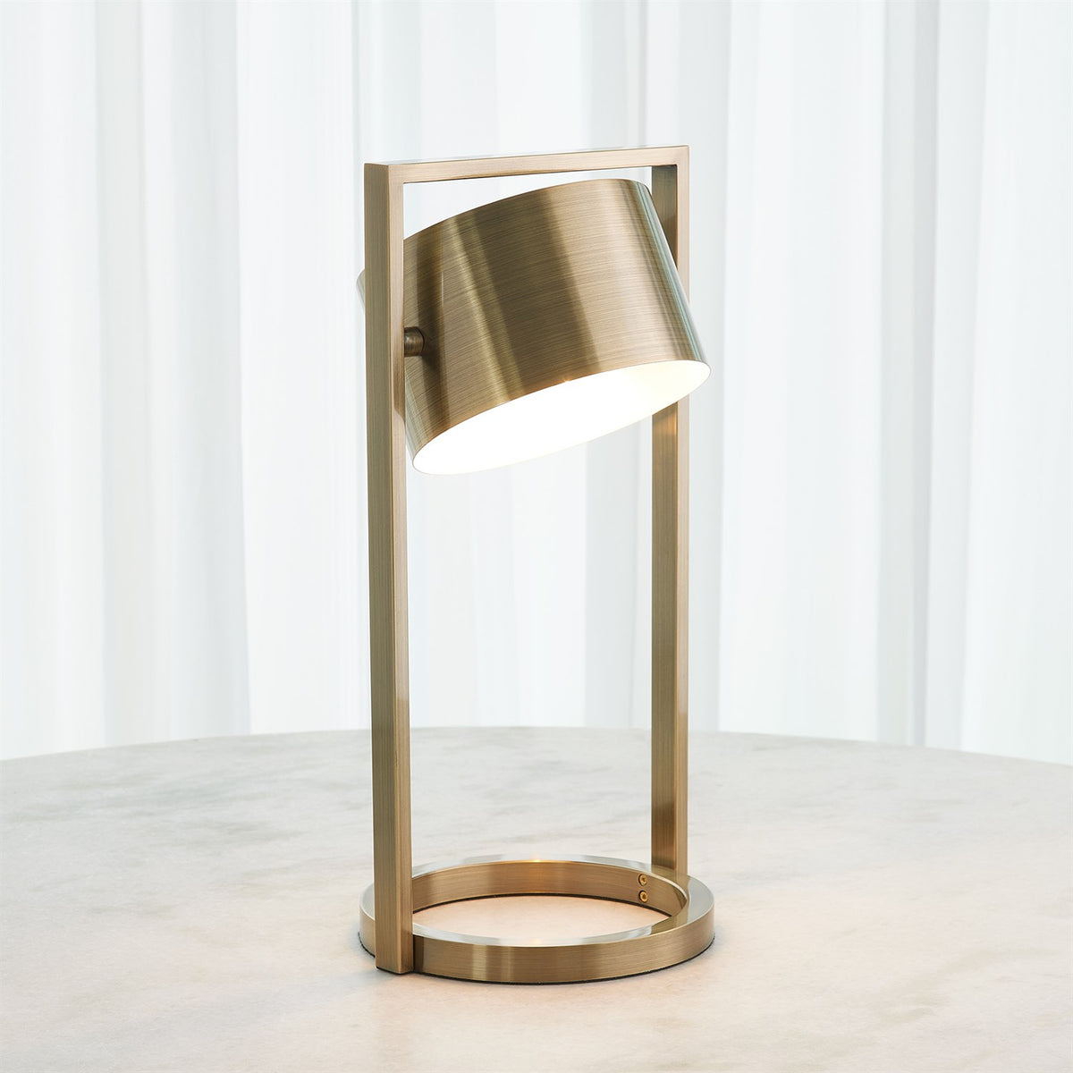 Key Light Metal Table Lamp