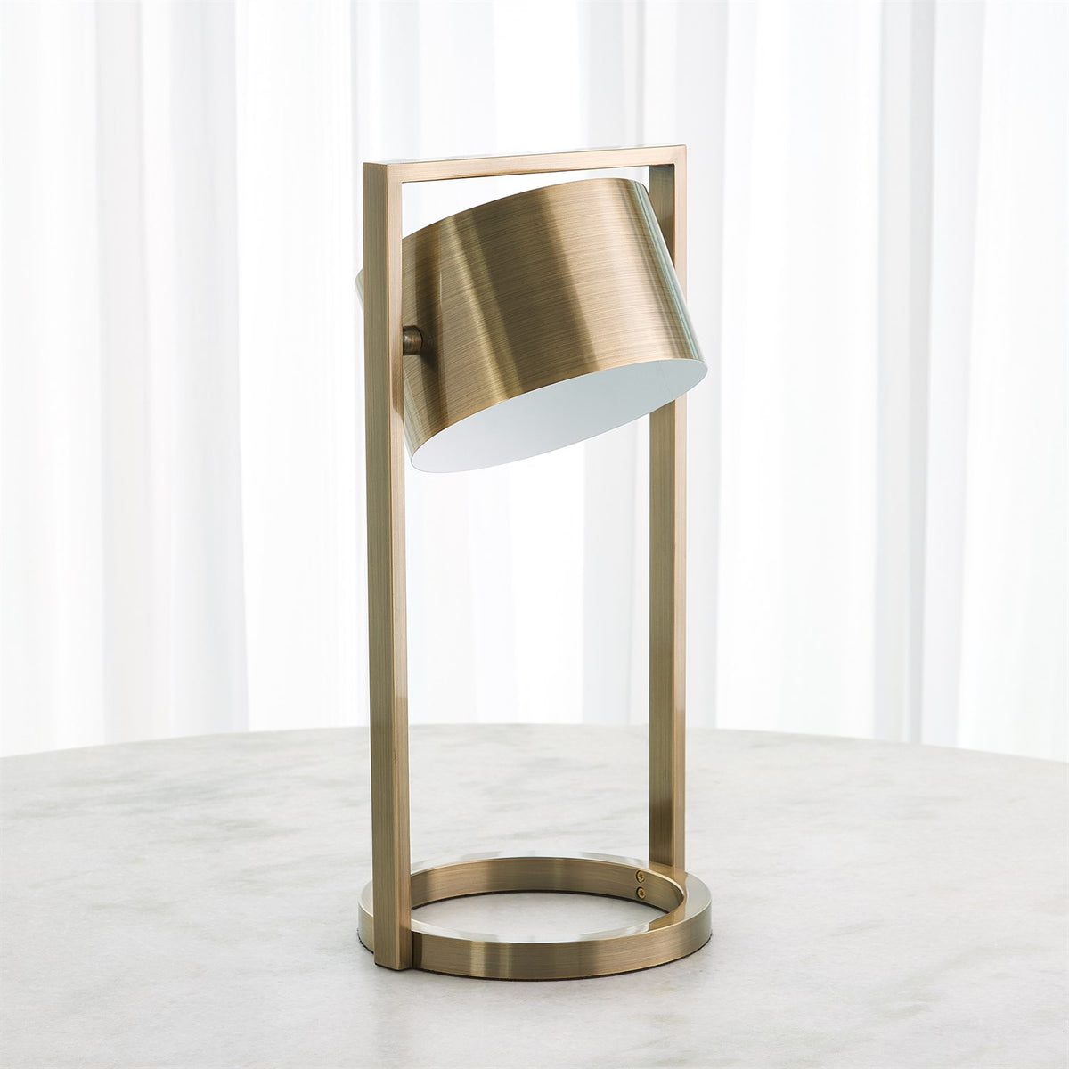 Key Light Metal Table Lamp