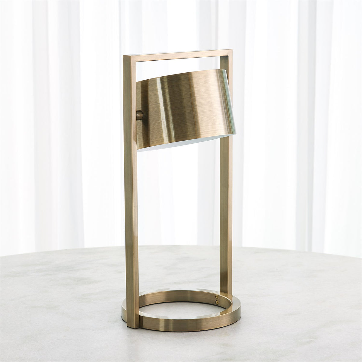 Key Light Metal Table Lamp