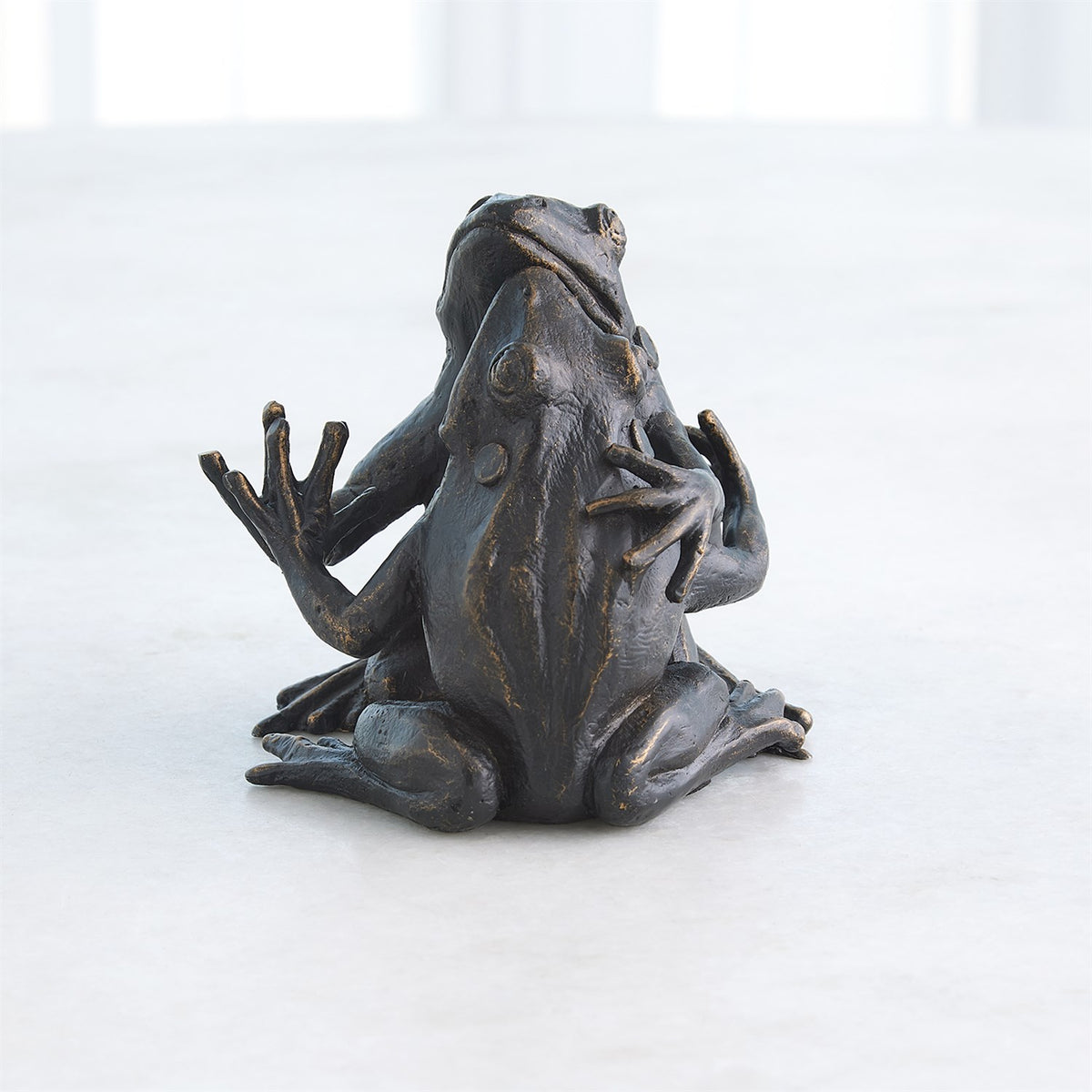 Hugging Frog Sculpture