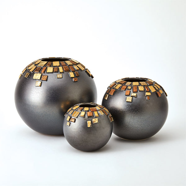 Array Vases