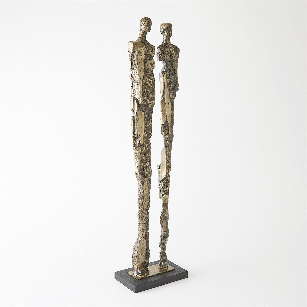 Sculpture de couple abstraite