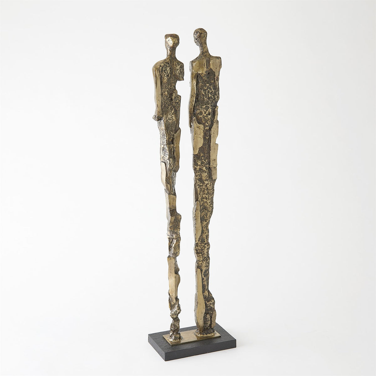 Sculpture de couple abstraite