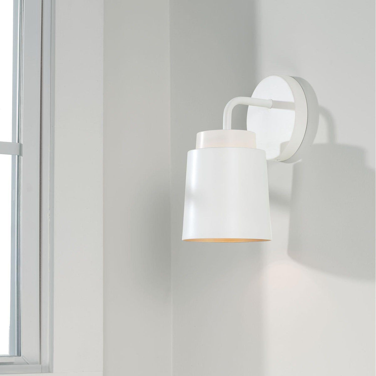 Pratt Wall Sconce