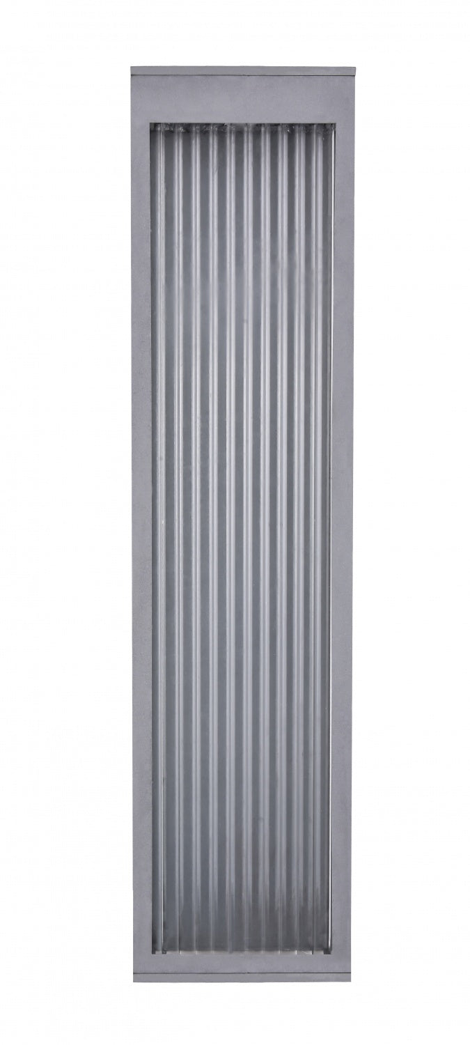 Avenue Outdoor Rectangular LED Murale Vue de face du modèle AV9903-SLV — Rectangle plat argenté de 61 cm (24 po) de hauteur avec panneau frontal LED dépoli et fond blanc
