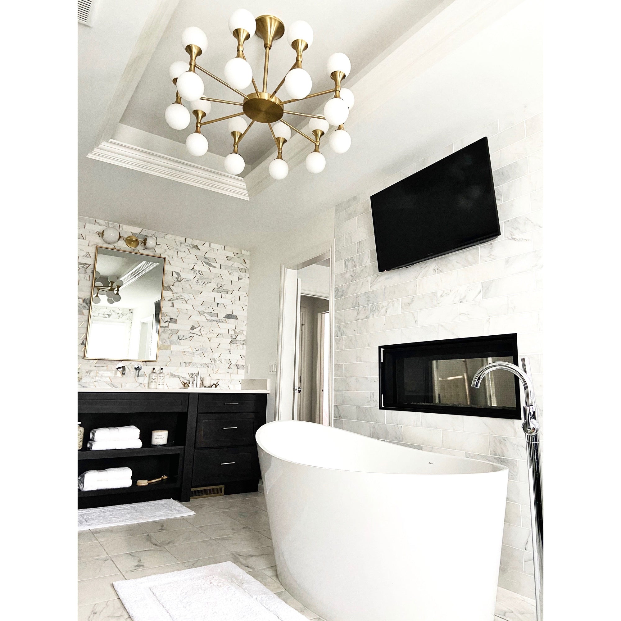 Hudson Valley Lighting - Astoria Chandelier - 3316-AGB | Montreal Lighting & Hardware