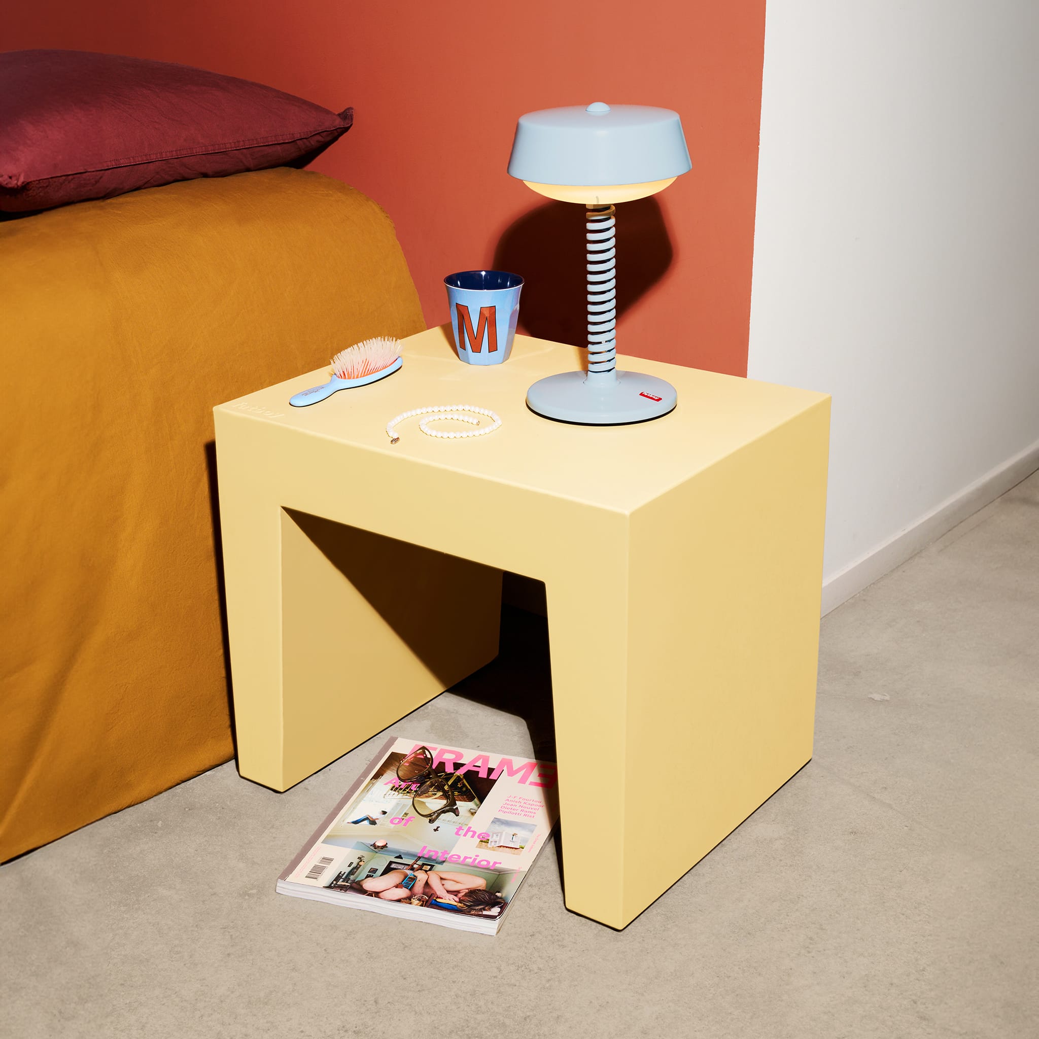 Siège en béton<br> Utilisation intérieure et extérieure