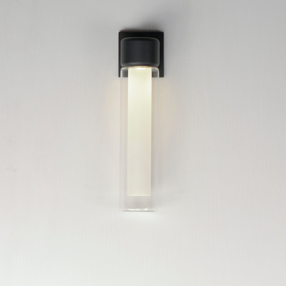 Dram LED Outdoor Wall Sconce