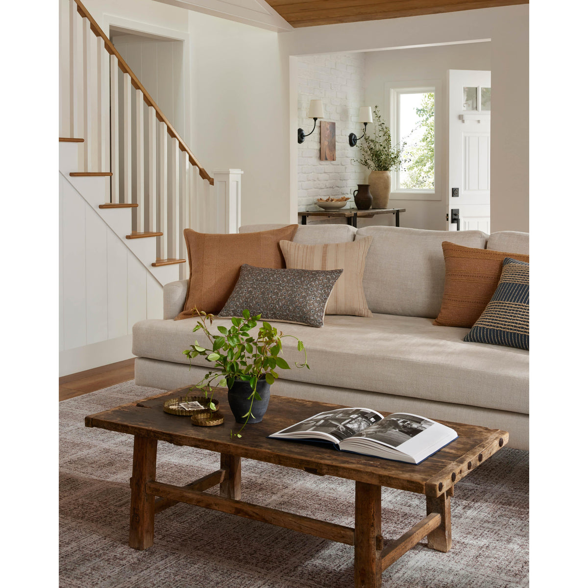 Ember EMB-10 Fog / Dove