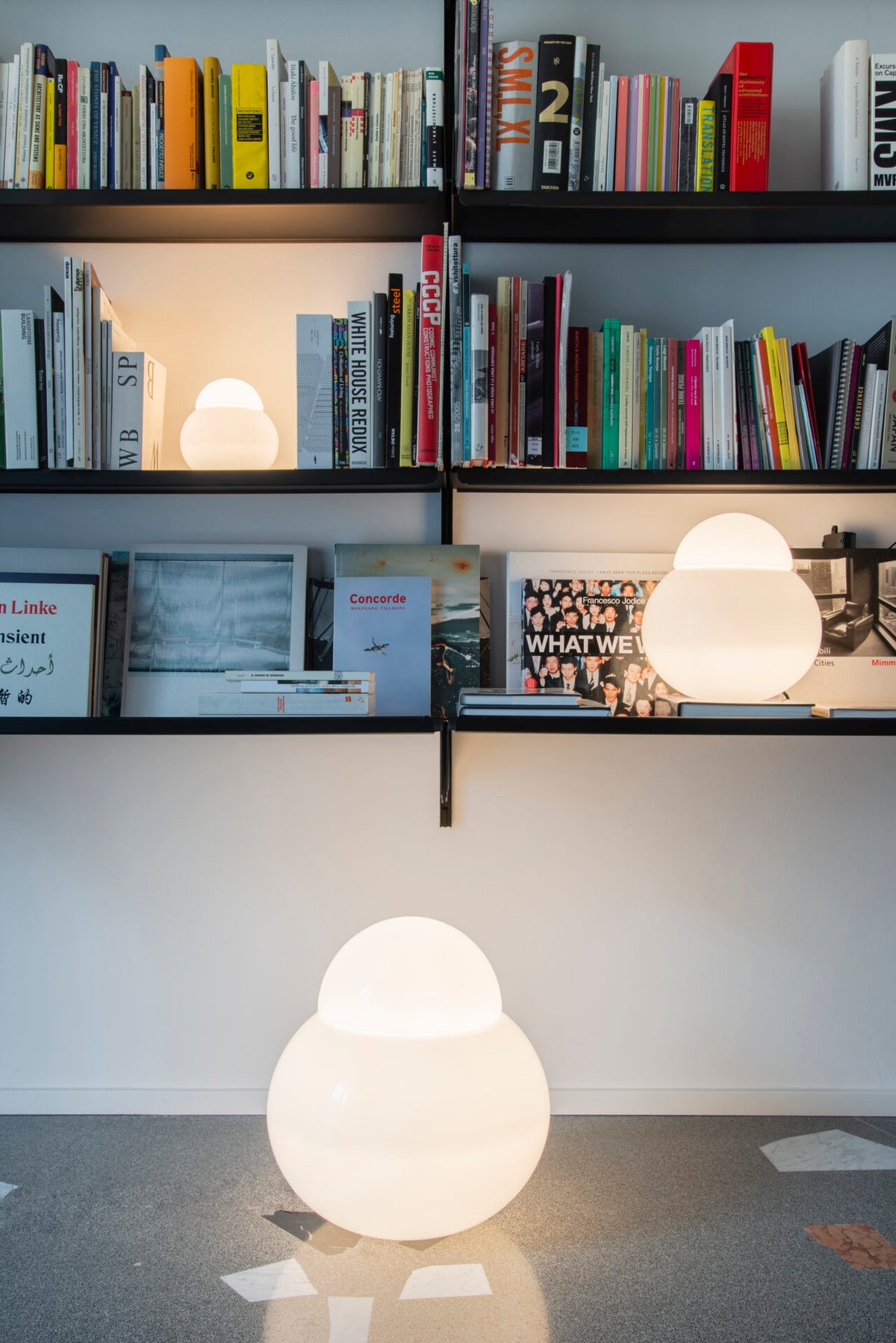 Daruma Table Lamp