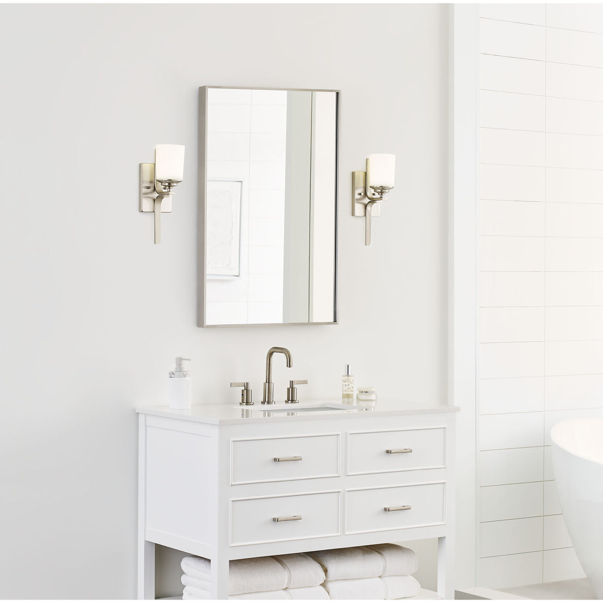 Generation Lighting 4130701-962 Kemal One Light Bath