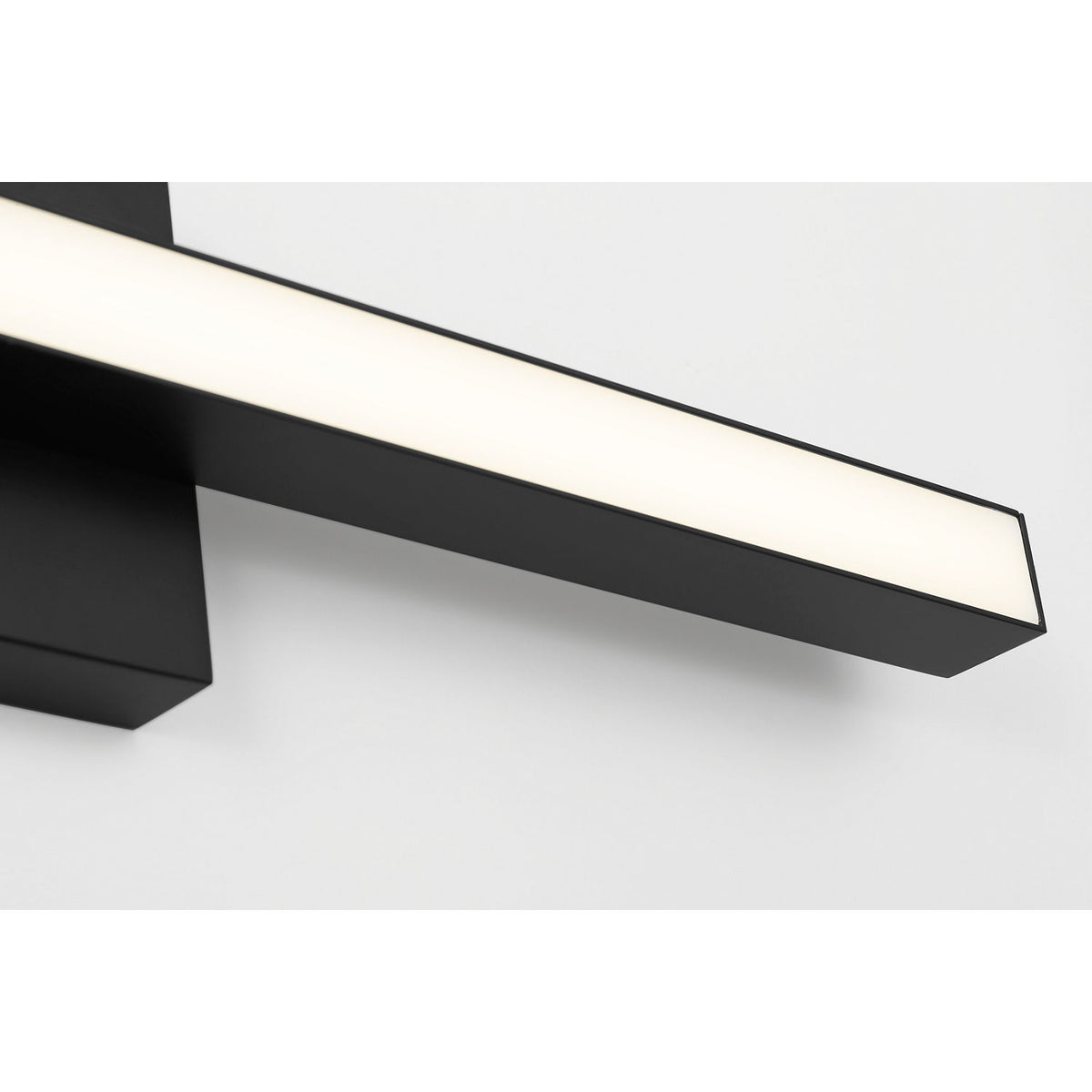 Generation Lighting GLV1681MBK-L Marque 24 Led Vanity