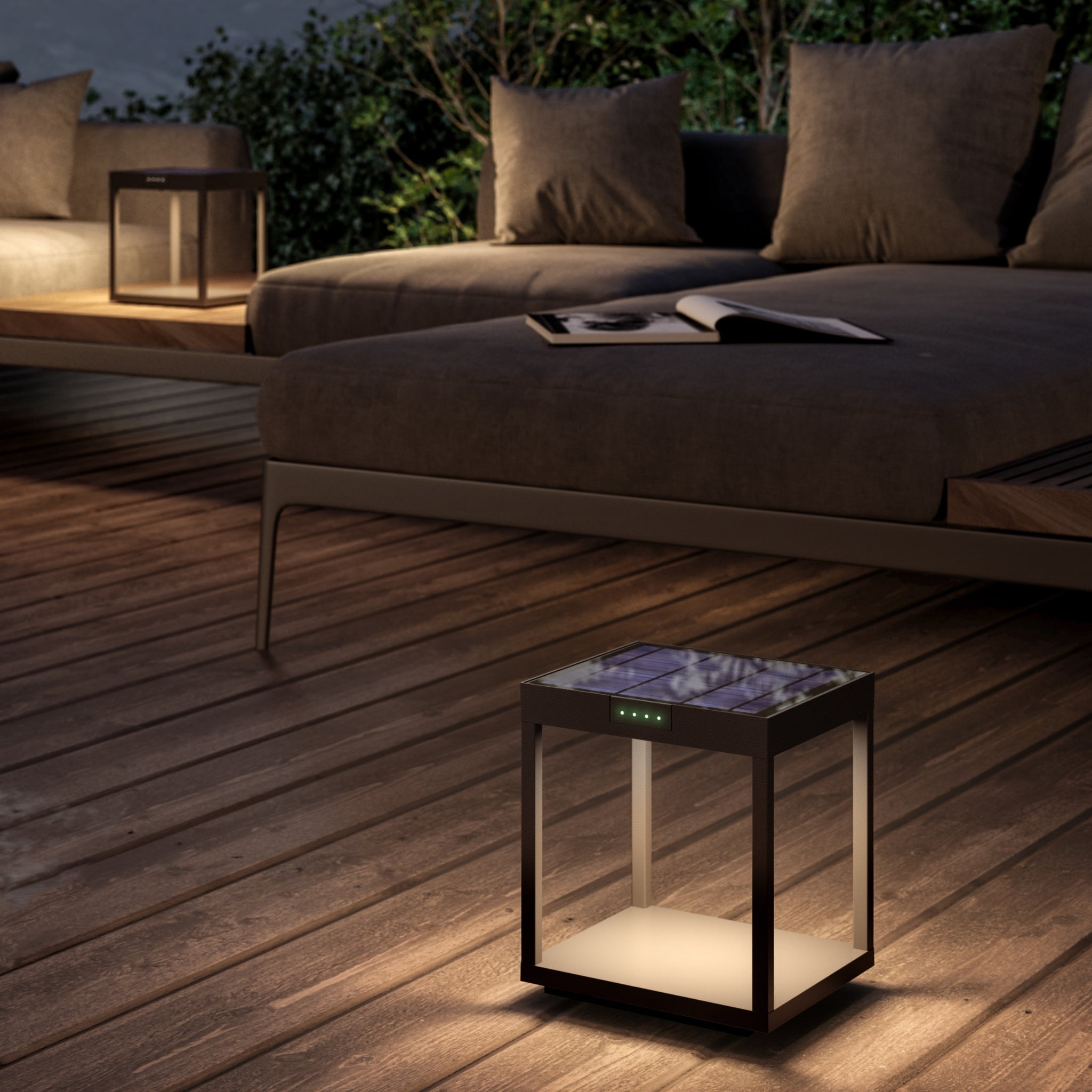 Radia Ground LED Solar Lamp