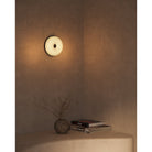 Kuzco Canada - WS69005-BK/OP - LED Murale - Jada - Verre noir/opale