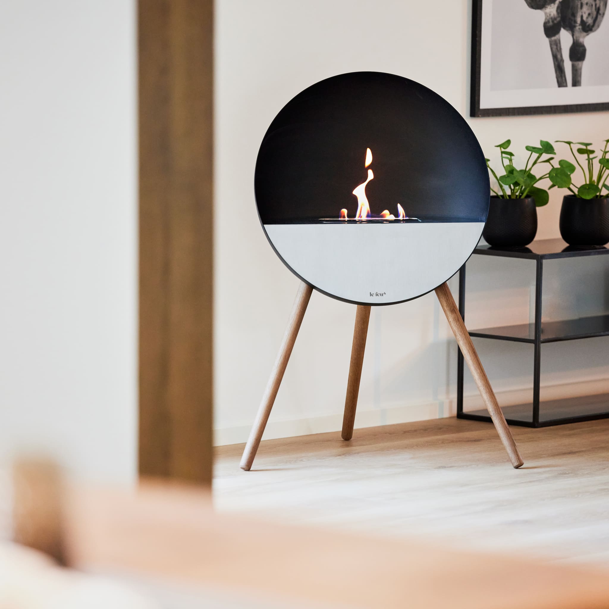 Eye Portable Fireplace -Black