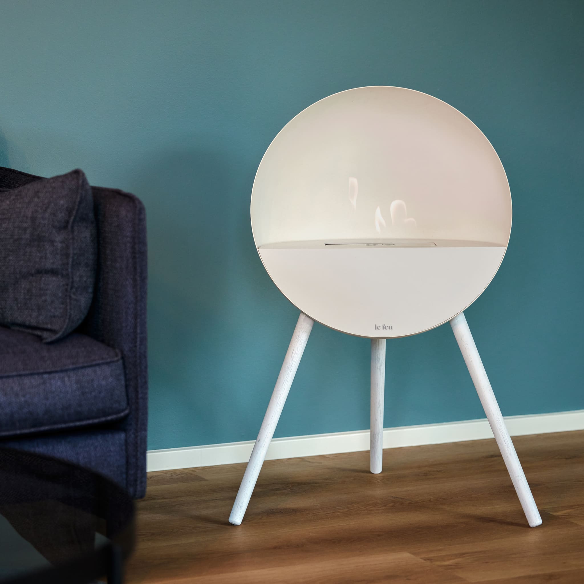 Eye Portable Fireplace - White