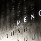 QLOCKTWO LG4BLPL QLOCKTWO EARTH 90 Édition Créateur Platine