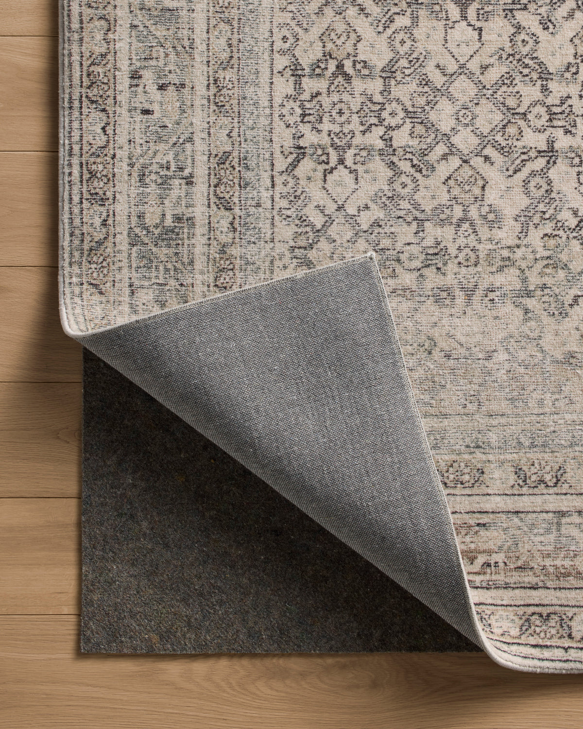 Loloi Rugs MARGMAT-08IVSL Margot MAT-08 Ivory / Slate Area Rug in Ivory / Slate