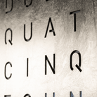 QLOCKTWO QT4BLPL QLOCKTWO EARTH 45 Édition Créateur Platine