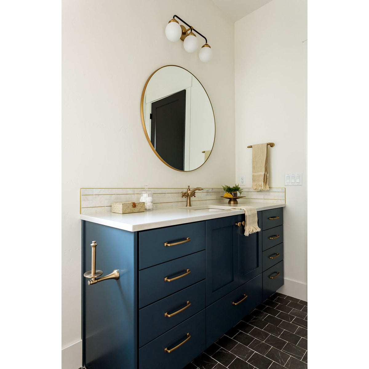 Collection Visual Comfort Studio 4487903EN-848 Applique murale de salle de bain Cafe