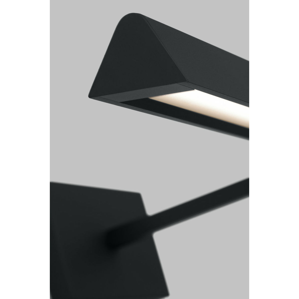 Lampe pour tableau Dessau 700DES24B-LED930 de la collection moderne Visual Comfort
