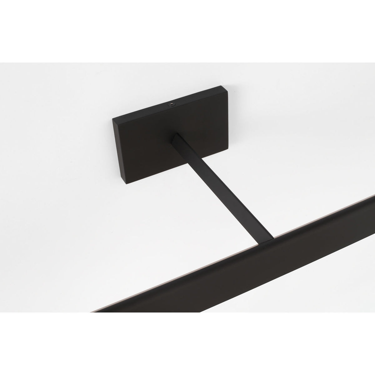 Lampe pour tableau Dessau 700DES36B-LED930 de la collection moderne Visual Comfort