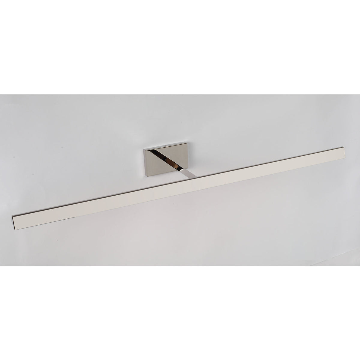 Lampe pour tableau Dessau 700DES36N-LED930 de la collection Visual Comfort Modern