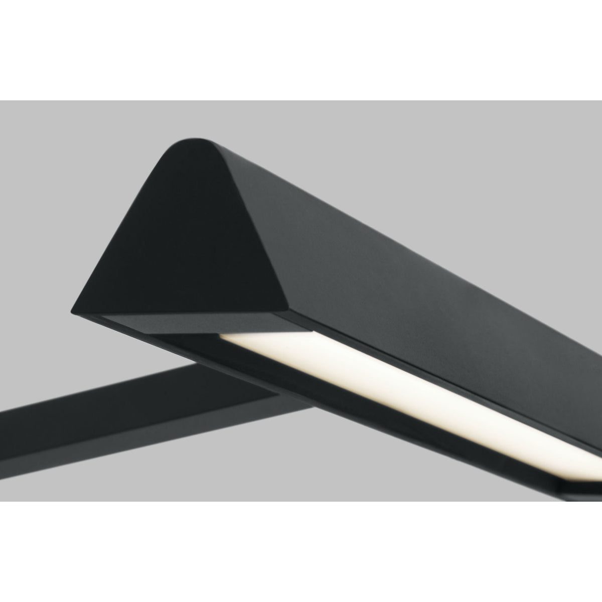 Lampe pour tableau Dessau 700DES8B-LED930 de la collection moderne Visual Comfort