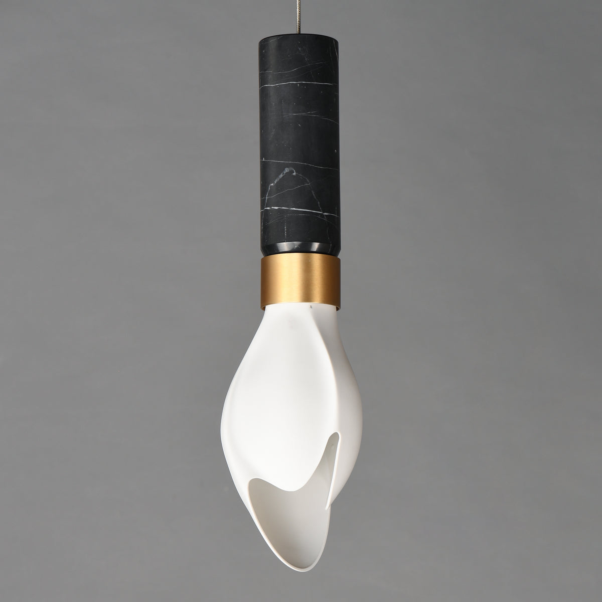 Studio M Lighting - SM30141WTBKMNAB - Burgeon Suspension - Chirurgien - Naturel Laiton vieilli