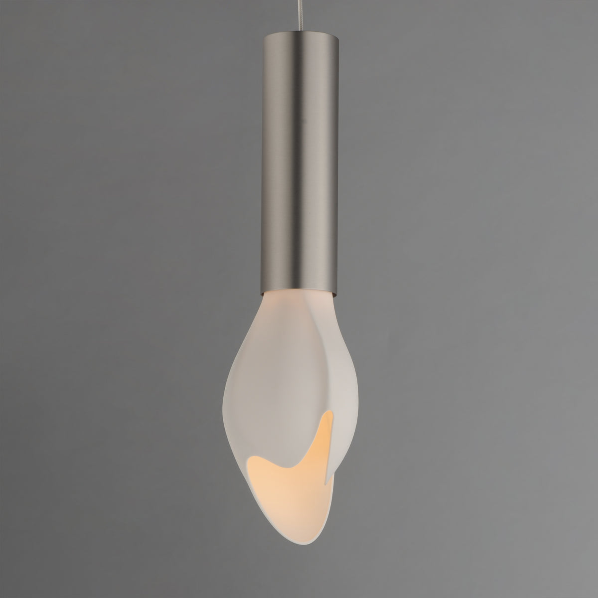 Studio M Lighting - SM30141WTSN - Burgeon Suspension - Burgeon - Nickel satiné