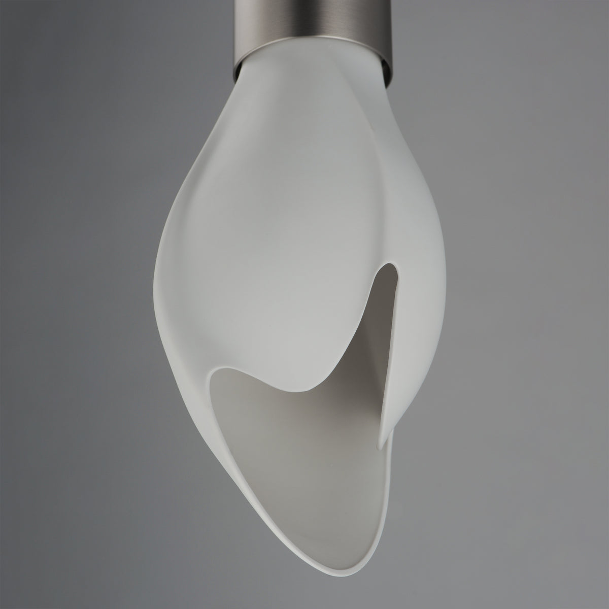 Studio M Lighting - SM30141WTSN - Burgeon Suspension - Burgeon - Nickel satiné