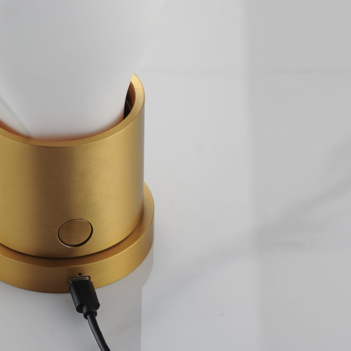 Studio M Lighting SM30149WTNAB Burgeon Table Lamp in Natural Aged Brass, close-up detail view