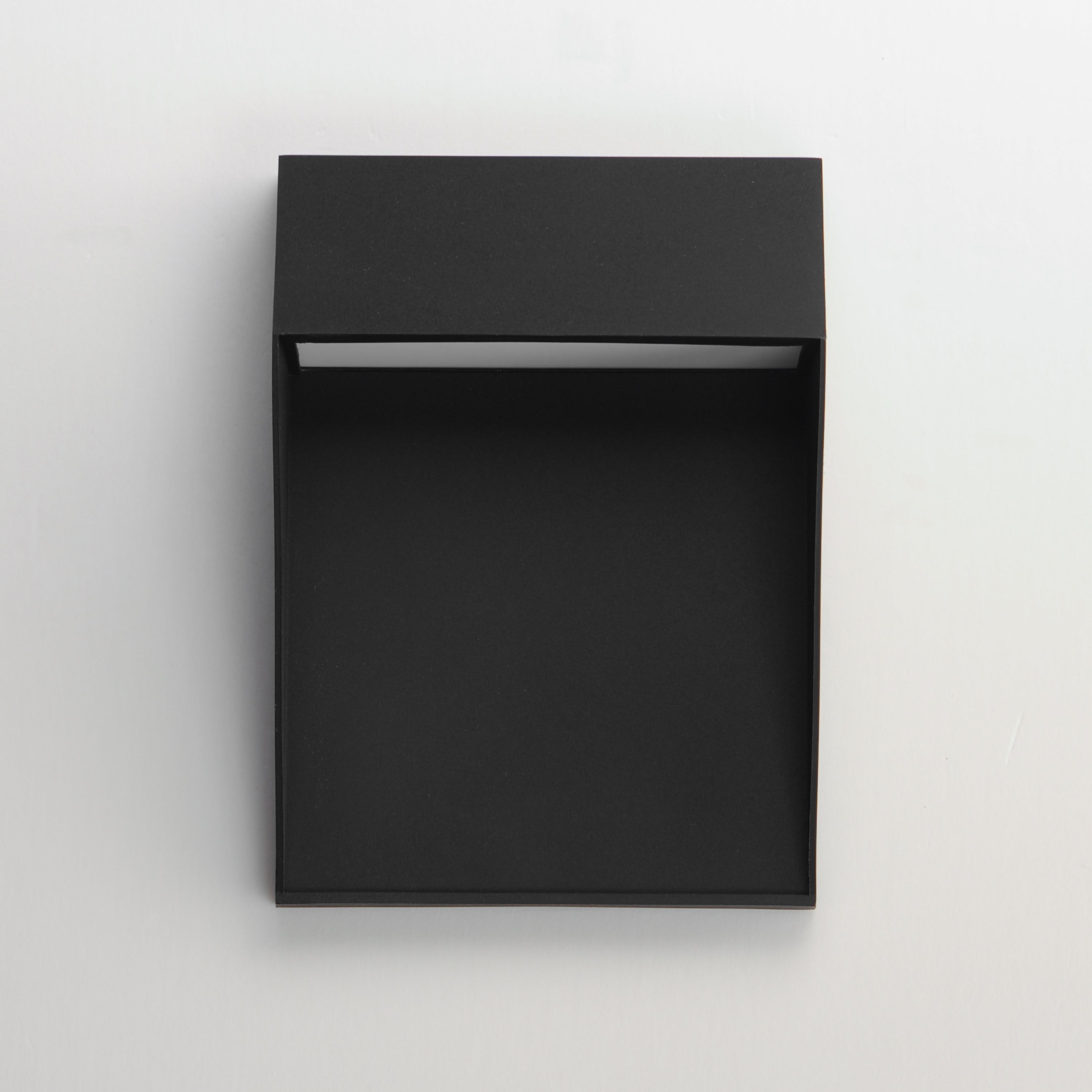 Studio M Lighting SM462134BK Cliffsedge VX Wall Sconce in Black / Gold, three-quarter angle view