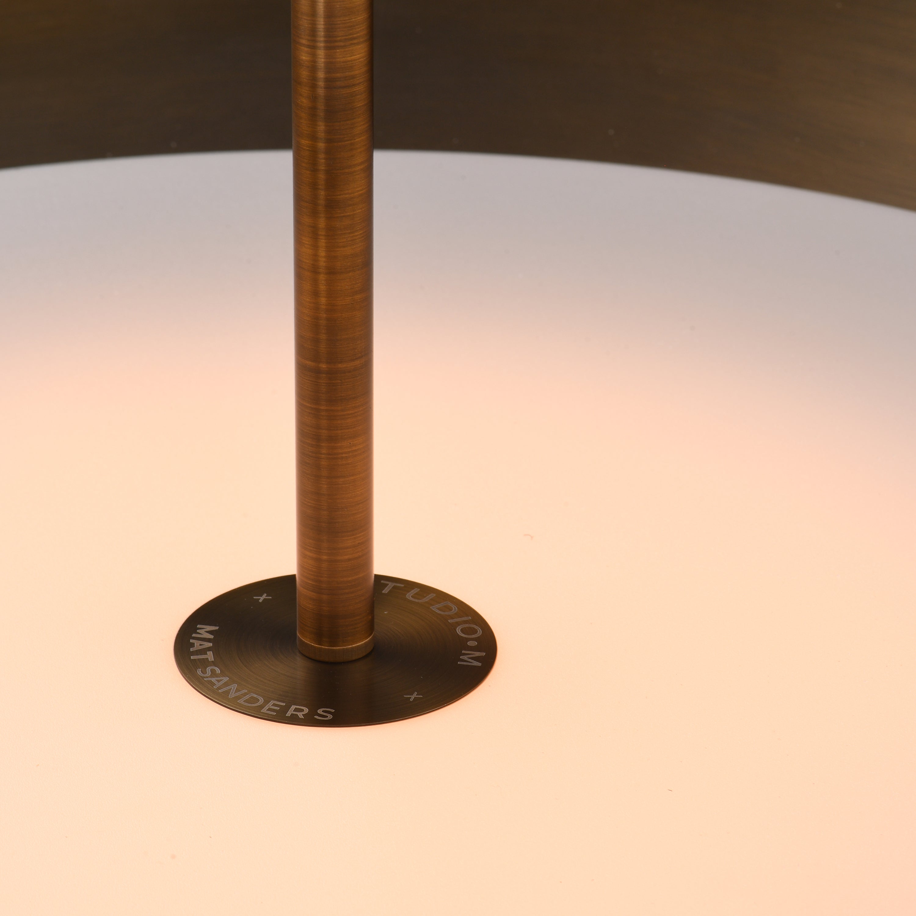 Studio M Lighting - SM81856WBR - Vesta Suspension - Vesta - Laiton vieilli