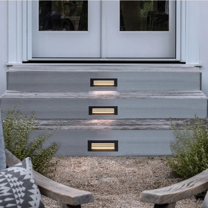 Dash Louvered LED Flush Step Light