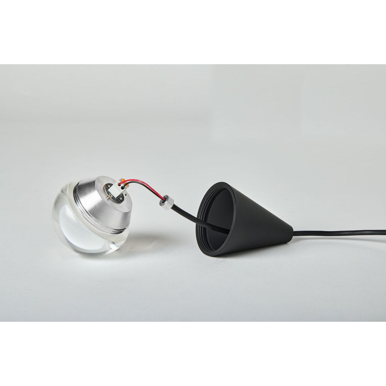Trellis_Cupola_Black_Assembly_Wired.tif