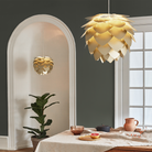 Umage Aluvia Lampe de table aménagé dans une pièce